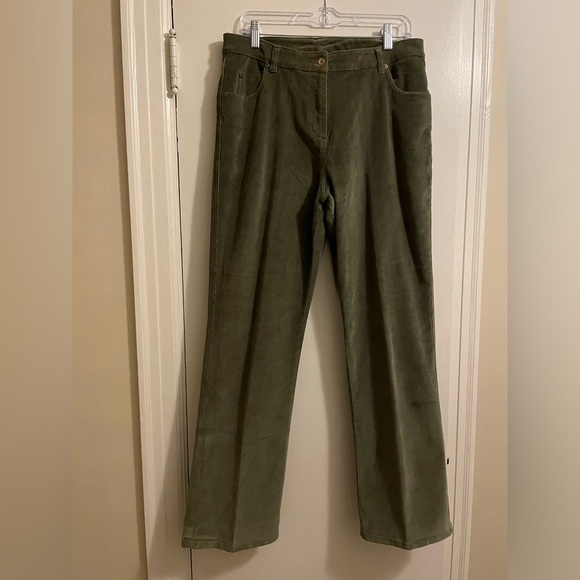 Woolrich Light Olive Stretch Corduroy Dress Pant  Size 10 - Picture 1 of 14